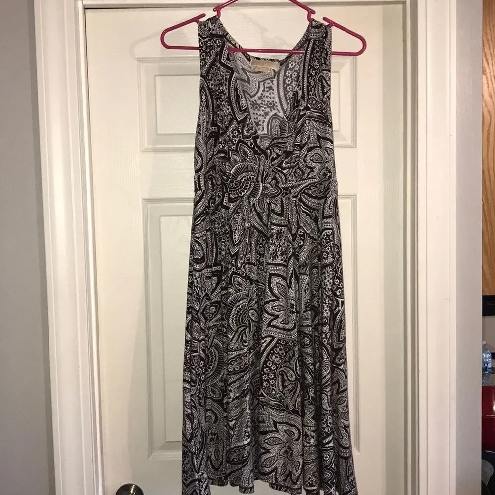 Michael Kors Brown & White Paisley‎ surplice Dress